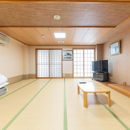 Ryosou Minatosou Joetsu Hotel Kültér fotó